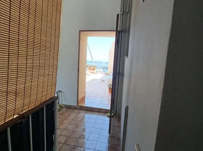Sicily Coast فندق مبيت وإفطار 4*